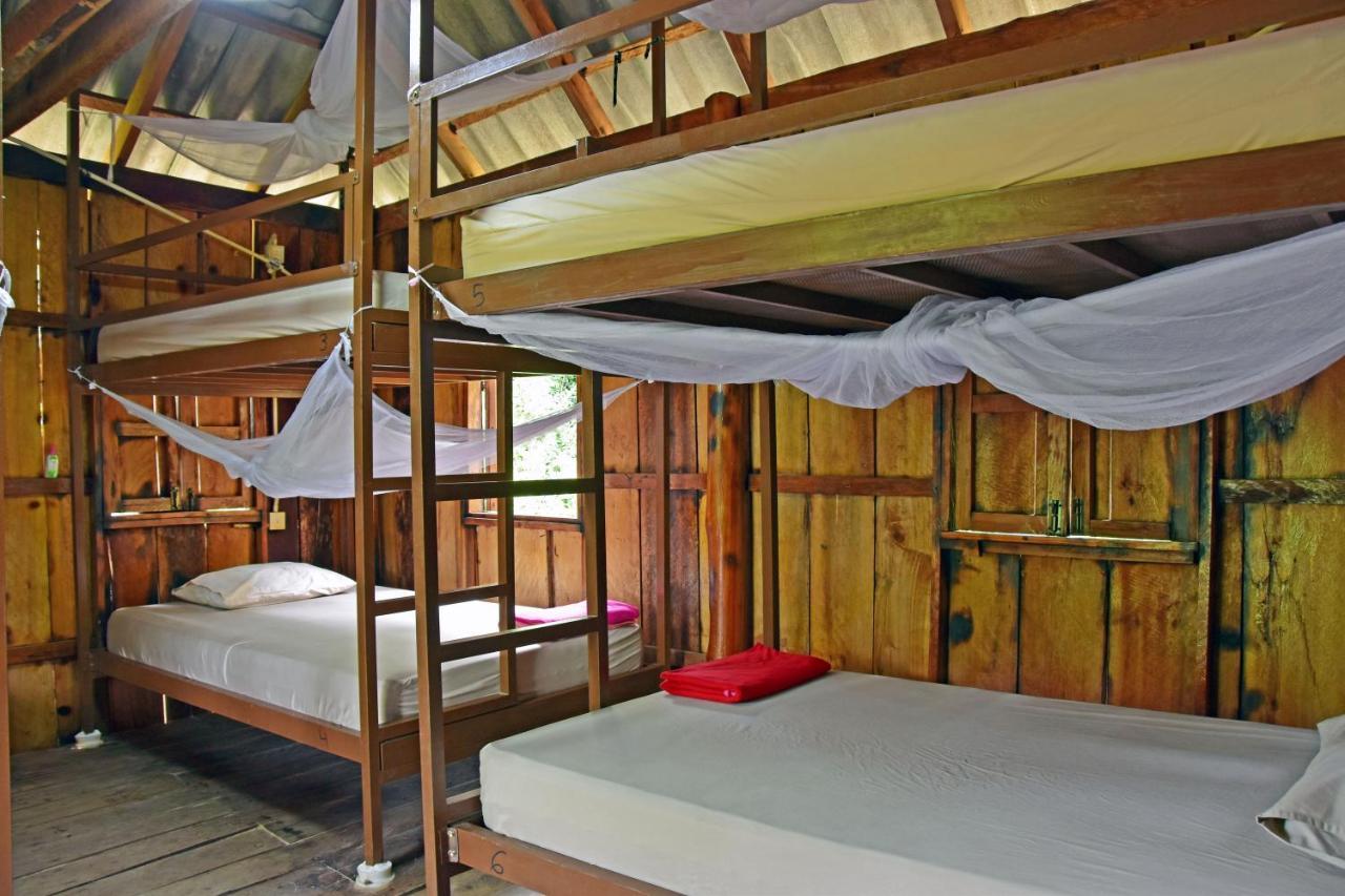 Mad Monkey Koh Rong Samloem Hostel Koh Rong Sanloem Exterior photo
