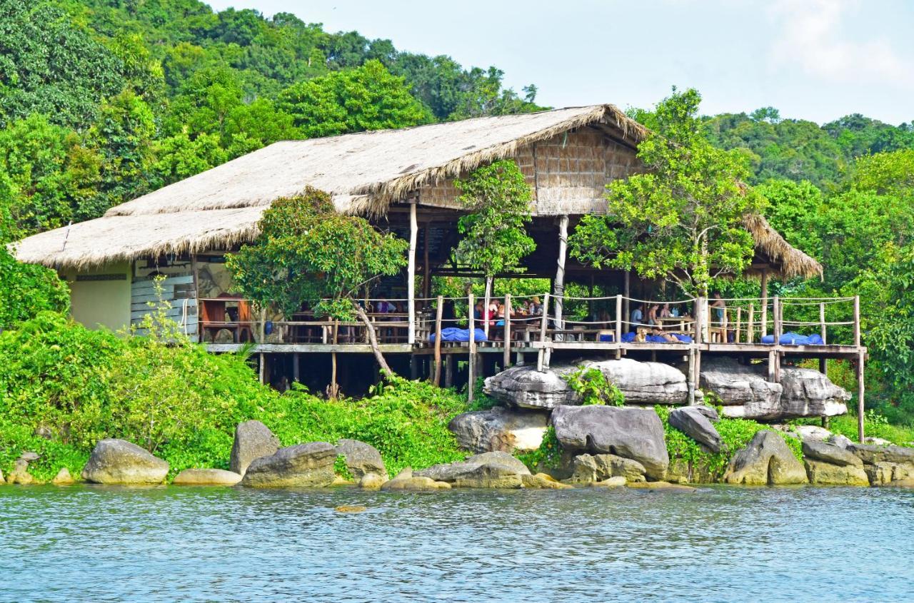 Mad Monkey Koh Rong Samloem Hostel Koh Rong Sanloem Exterior photo